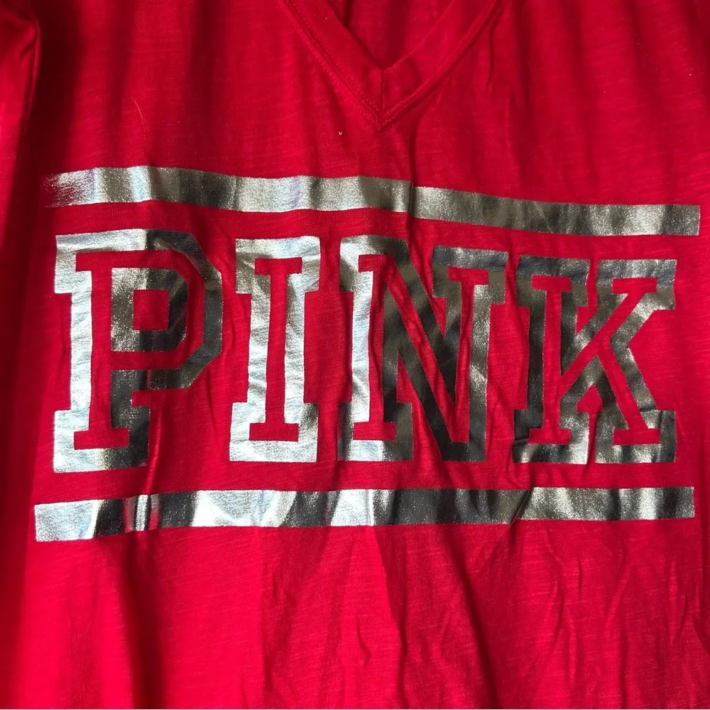 Victoria’s Secret pink V neck T-shirt red with silver writing medium NWT - Picture 3 of 5